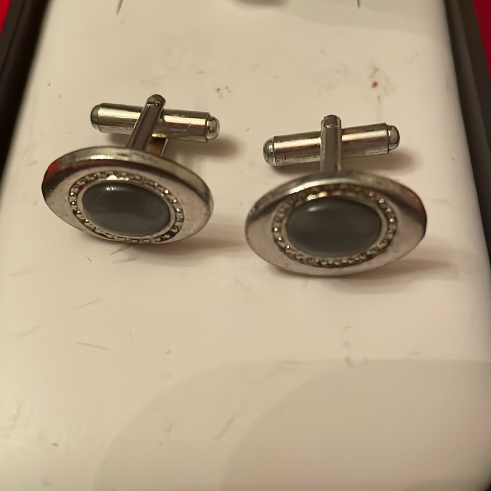Unbranded Oval Shape Grey Cat’s Eye Stone Cufflinks- T-Bar Fastening